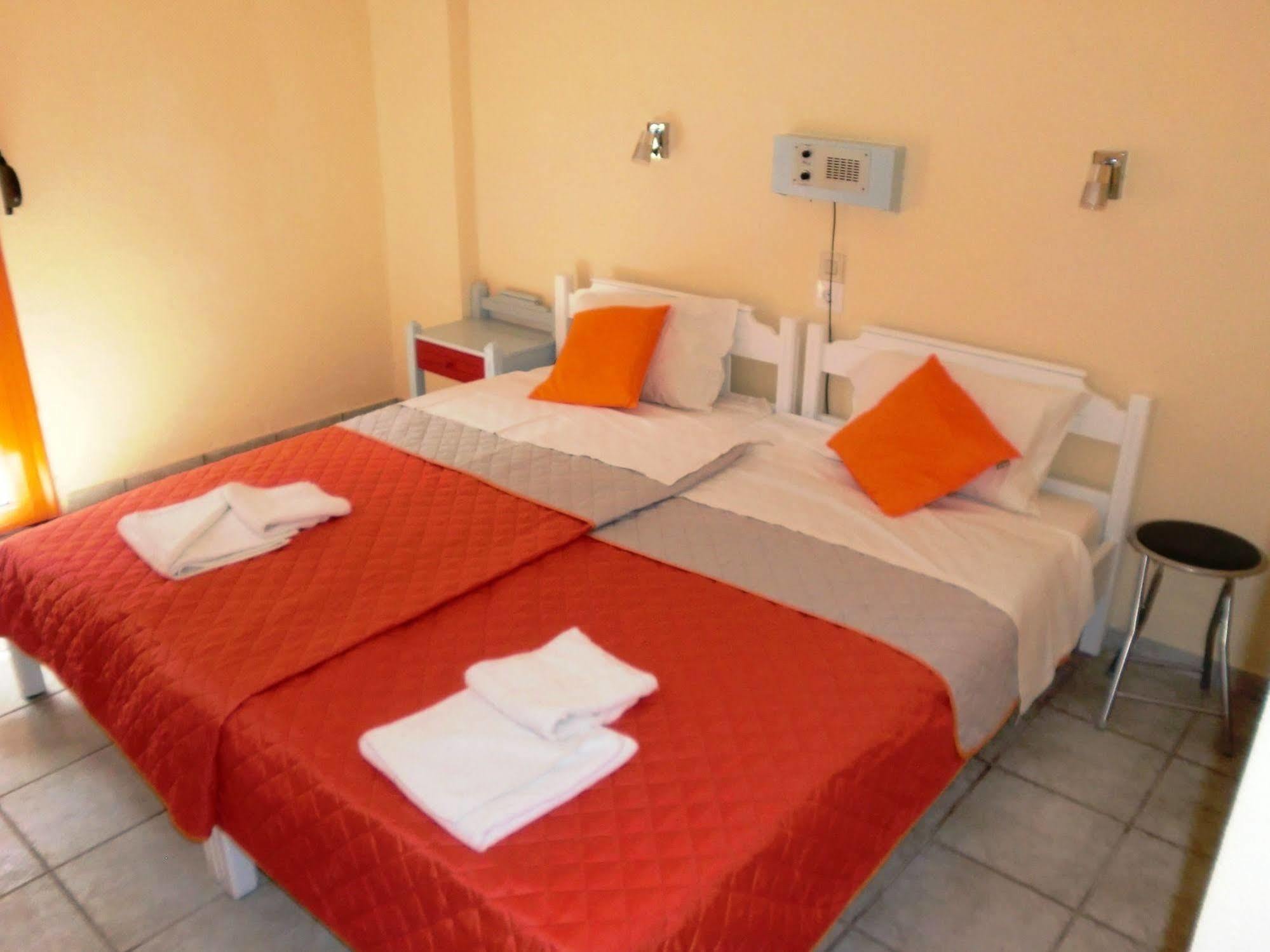 Hotel Neos Matala Exterior foto